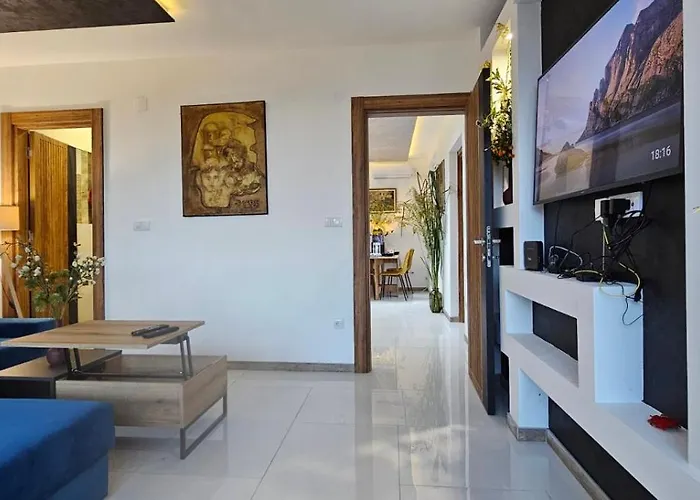 アパート Elegant 406 Family *